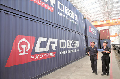 阿拉山口口岸進出口貨運量穩步增長